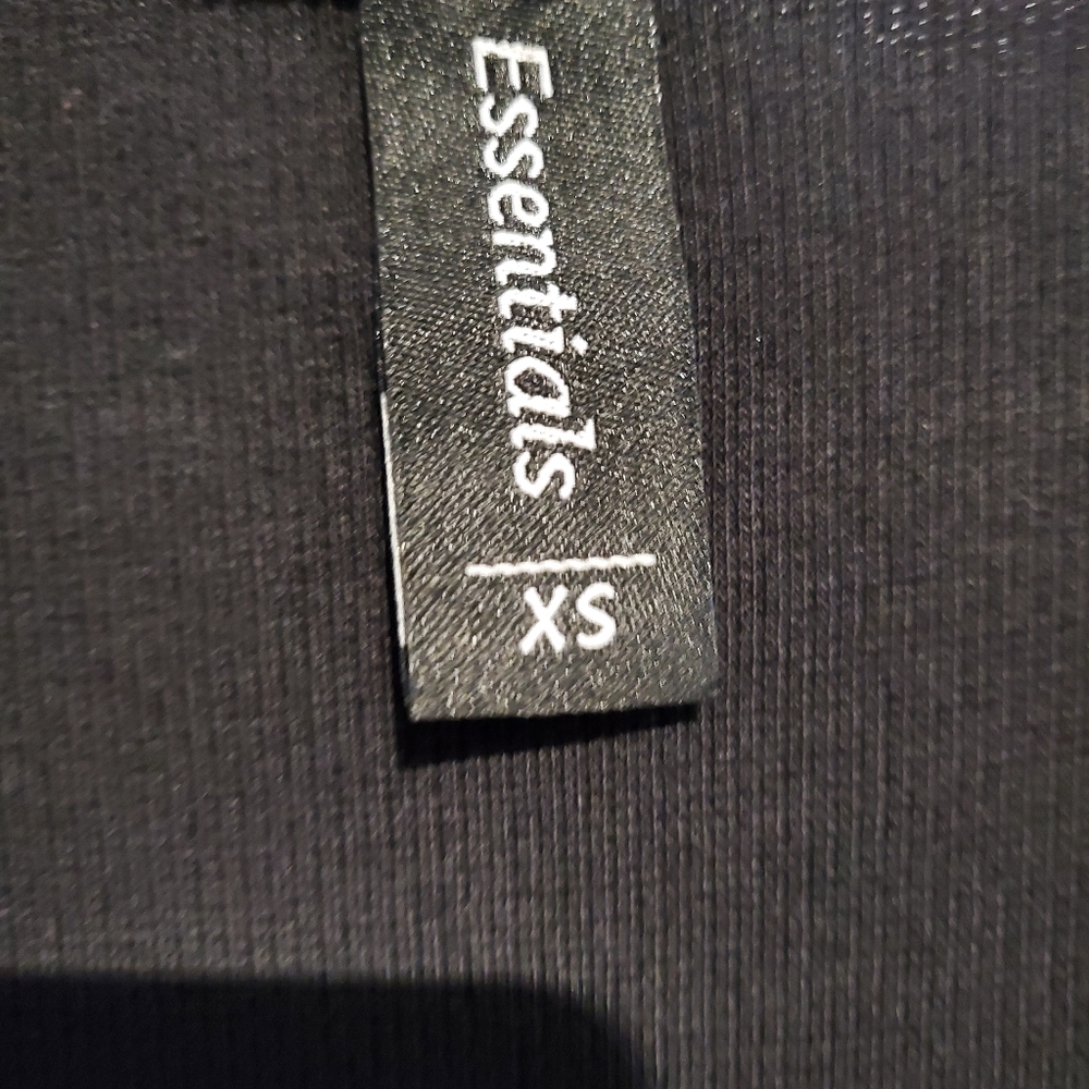 *2 for $8 Deals* Essentials Womens Sequin Tank Top - Picture 5 of 5